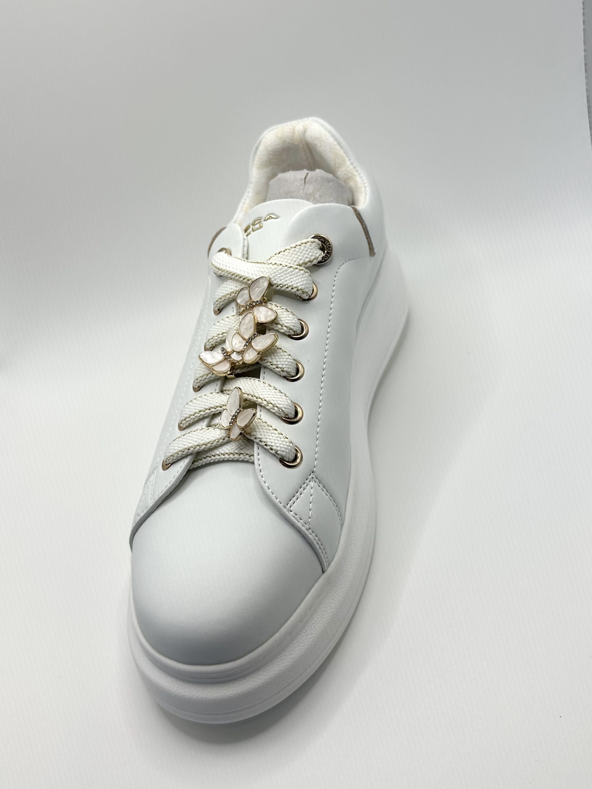 sneaker gioiello astrid con perle sneaker gioiello astrid con perle