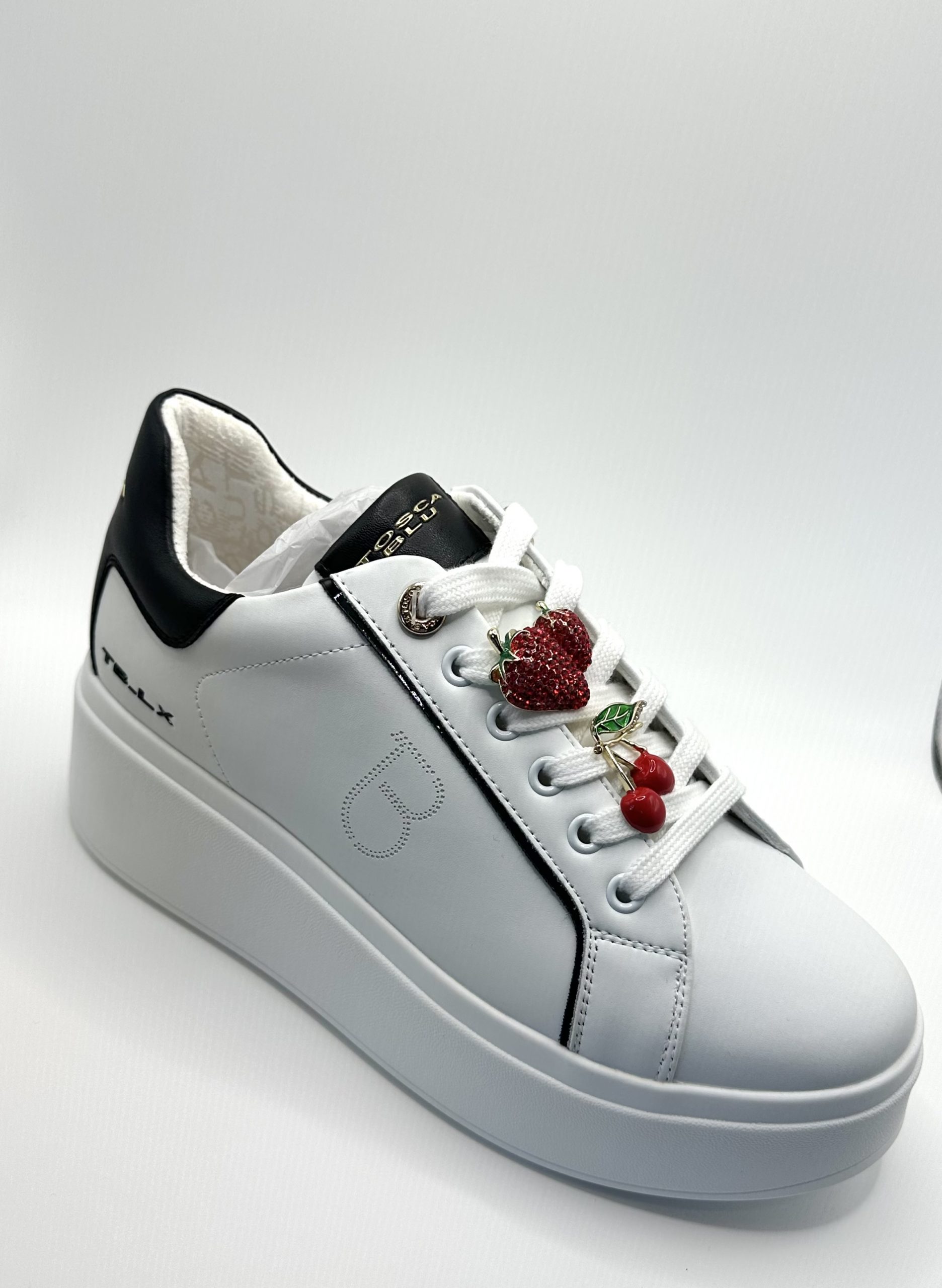 sneaker gioiello astrid con perle sneaker gioiello astrid con perle